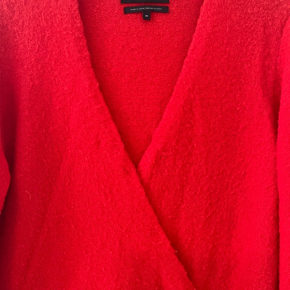 Something Navy Sweater 🌸🌸 - Picture 4 of 8